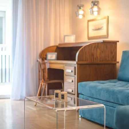 Marble Elegant Home, In Syntagma Apartment *