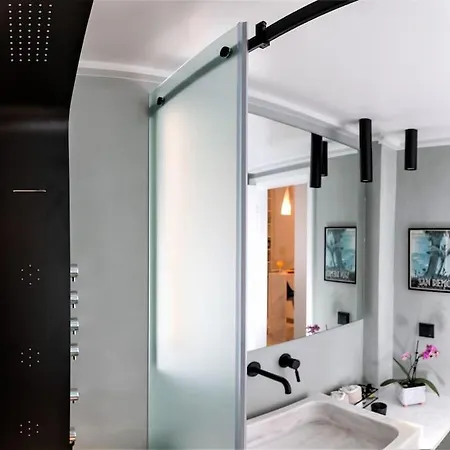 Marble Elegant Home, In Syntagma Apartment